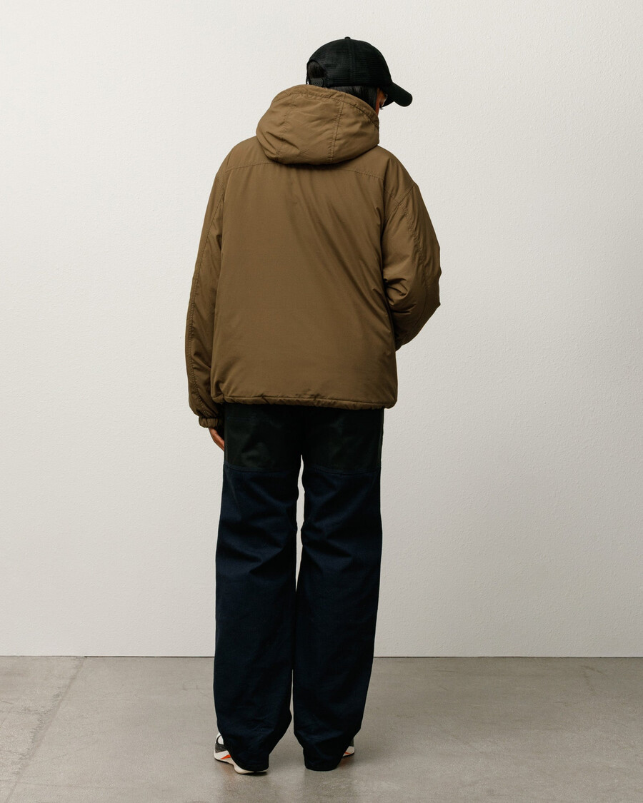 veste à capuche isolée